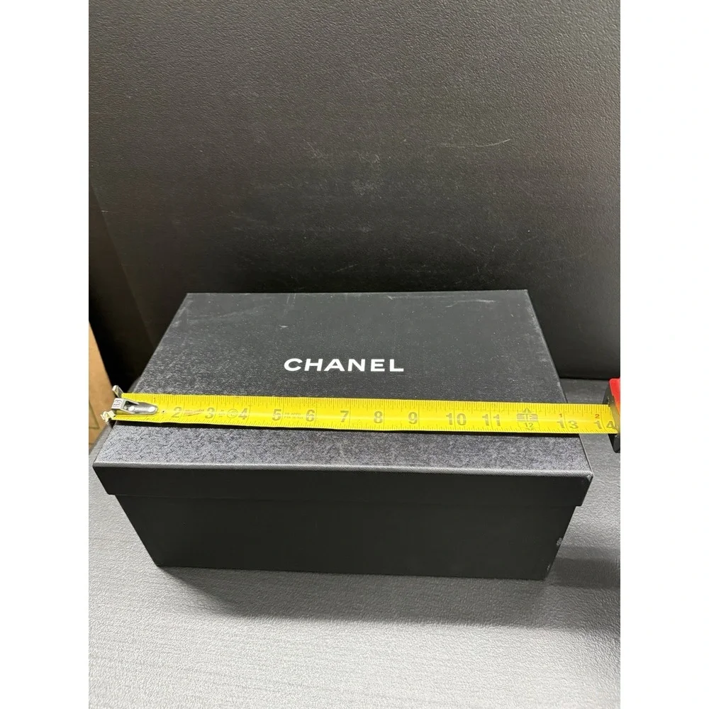 CHANEL authentic empty